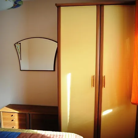 Apartment Venus 5 *