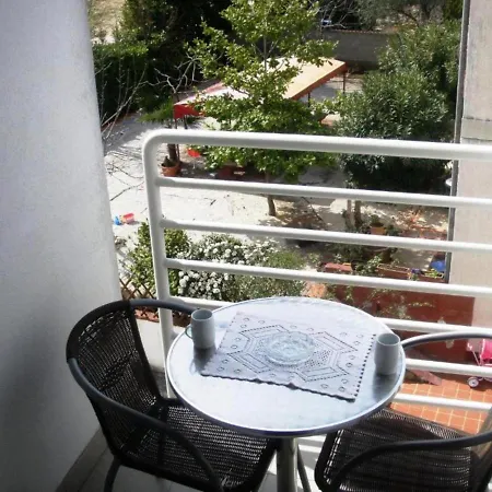 Venus 5 Apartment